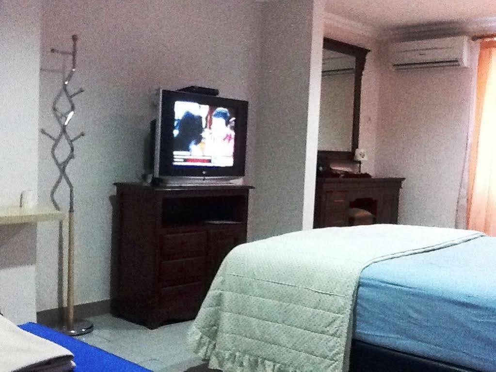 Pondok Malabar Guest House จาการ์ตา ภายนอก รูปภาพ