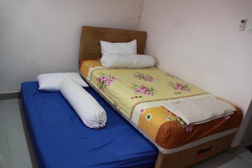 Pondok Malabar Guest House จาการ์ตา ภายนอก รูปภาพ